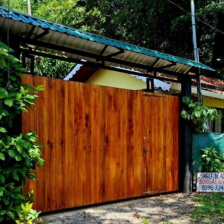 Jungle Beach Bungalow With Ac & Fiber Optic Puerto Viejo de Talamanca Exterior foto