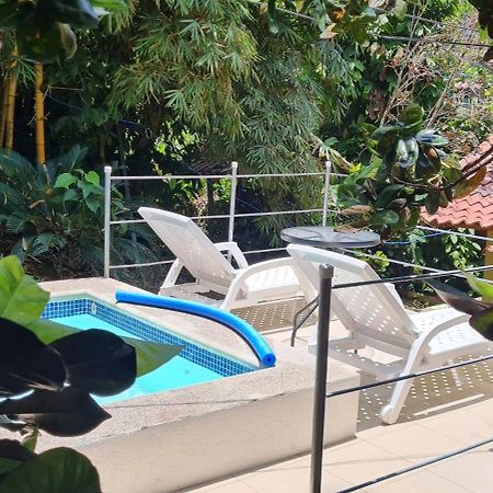 Jungle Beach Bungalow With Ac & Fiber Optic Puerto Viejo de Talamanca Exterior foto